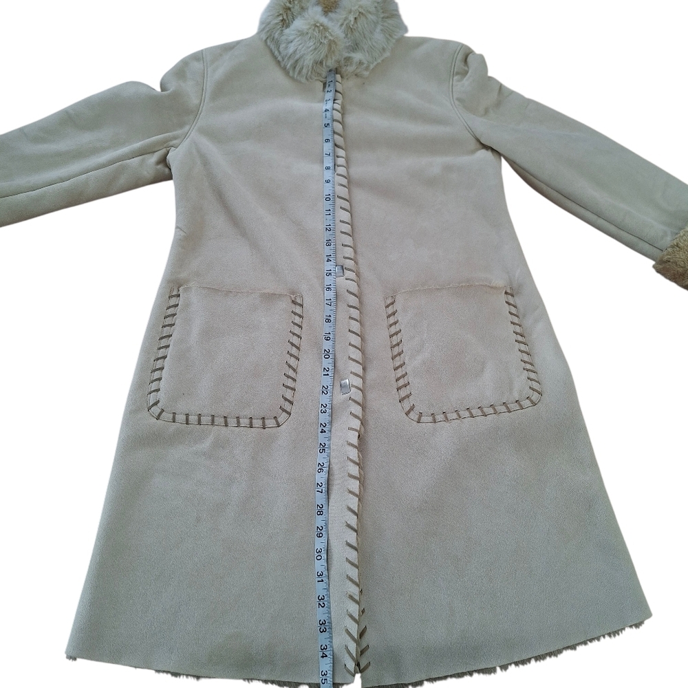 Elegant Vegan Cream Women's Coat Faux Fur & Faux Suede - Picture 11 of 13